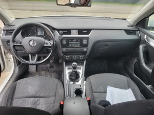 Vând Skoda Octavia Skoda Octavia Combi Ambition 1.6 tdi, 110 cp, 4X4 - imagine 5