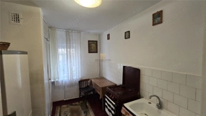 Apartament 3 camere Cartier Zamca De Inchiriat 0727817187 - imagine 3