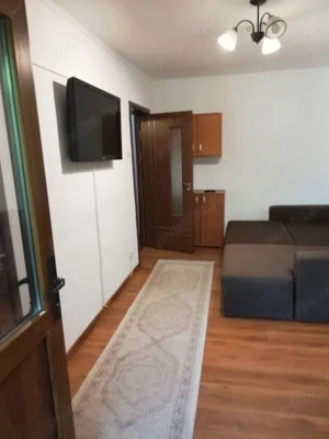 Garsoniera semidecomandata  ,zonaTrocadero - imagine 2