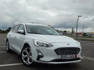 Ford Focus MK4 1.5 TDCi 120 CP  Impecabilă - 140000km