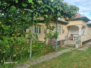 Vand casa + teren 1400m