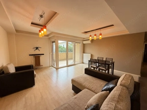 De închiriat apartament cu 3 camere și 2 locuri de parcare zona Braytim.