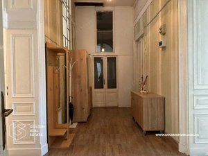 Spatiu birou, Bulevardul Revolutiei, Palatul Cenad, etaj 1