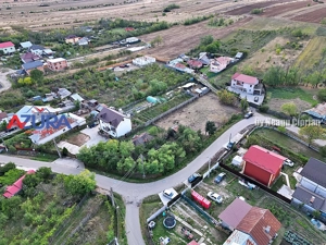 Teren intravilan Bradu, 1700 mp, toate utilitatile disponibile - imagine 8