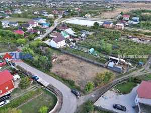 Teren intravilan Bradu, 1700 mp, toate utilitatile disponibile