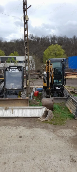 Angajez operator mini excavator