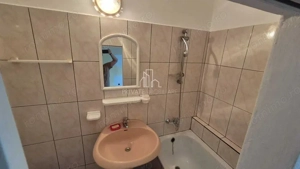 Apartament 1 cameră, etaj2/4,  Zona 7 Noiembrie, UMFST - imagine 4