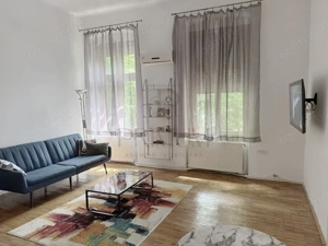 PIATA SINAIA - 3 Camere - Spatios - Inalt - Vila Istorica - CENTRALA PROPRIE