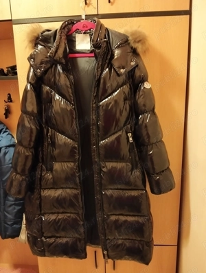 Vând geacă Moncler 