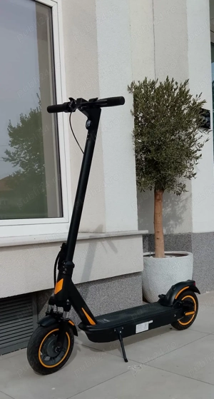 Vând trotinetă electrică  AVOPRO 14,5 Ah