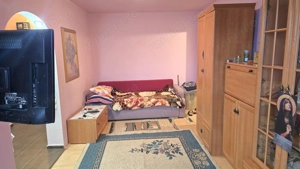 Vand apartament 3 camere semidecomandat in Deva, zona Micro 15, etaj 3, bloc de 4 etaje,  - imagine 8