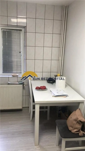 Doamna Ghica - bloc 1985- etaj 1