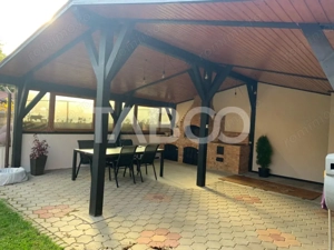 Casa cu 5 camere construita in 2012 in zona Vasile Aaron din Sibiu - imagine 2