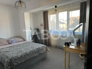 Casa cu 5 camere construita in 2012 in zona Vasile Aaron din Sibiu - imagine 9