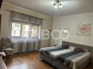 Casa cu 5 camere construita in 2012 in zona Vasile Aaron din Sibiu - imagine 4