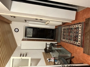 Ofer spre închiriere garsonieră confort sportit în zona centrală  - imagine 5