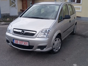 Opel meriva benzină