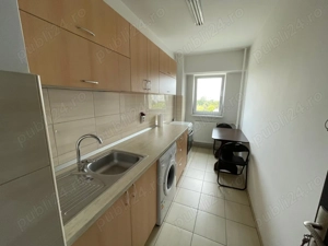 Garsoniera spatioasa la 5 minute de metrou Obor