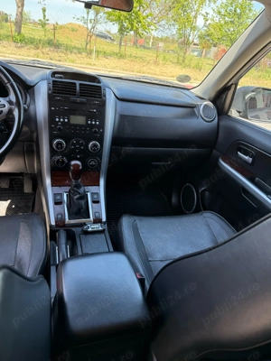 Suzuki grand Vitara - imagine 4