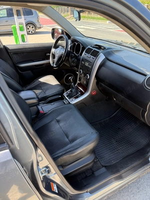Suzuki grand Vitara - imagine 5