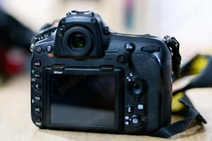 Aparat foto Nikon D850