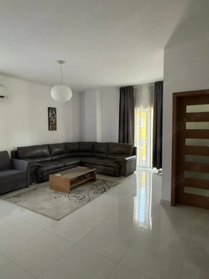 Închiriez apartament modern 80 m  cu parcare subterană 