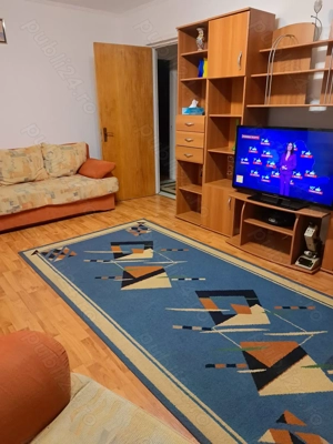Proprietar, inchiriez apartament 3 camere,metrou titan