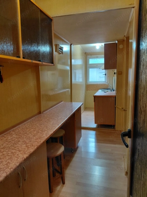 Apartament 3 cam dec Micro 13 - imagine 10