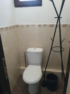 Închiriez pe Rebreanu , Spatiu Comercial  - imagine 6