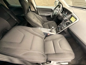 Volvo XC 60 D3 Linje Inscription - imagine 17