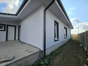 Vănd 1 2 duplex in Mosnita Veche - imagine 7