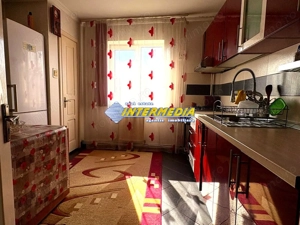 Inchiriere CETATE Apartament 3 camere deco 2 Bai Balcon parcare mobilat complet - imagine 6