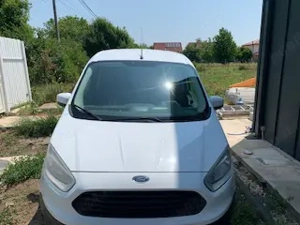 Ford Transit Courier 2017