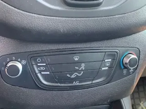 Ford Transit Courier 2017 - imagine 4