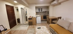 Garsoniera de inchiriat zona Universitate