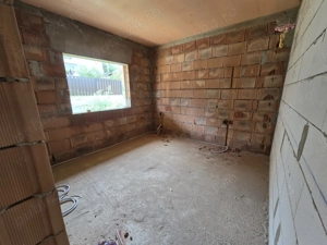 Casa plan parter și beci Barnova  - imagine 7