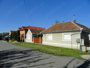 Casa renovata in Galsa, locatie foarte buna, bransamente la toate utilitatile