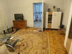 Casa renovata in Galsa, locatie foarte buna, bransamente la toate utilitatile - imagine 17