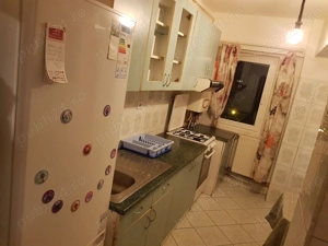 Apartament 3 camere de vânzare 