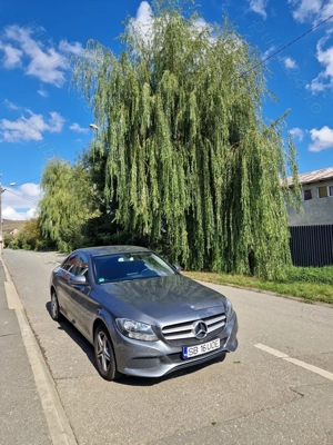 Mercedes Benz C180, limuzina