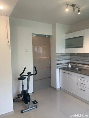 B-dul Ghencea Bloc 1985 Ap.3 Camere Lux - imagine 2