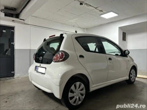 Toyota Aygo 2014 1.0 benzina 65cp euro 5 consum redus stare impecabila - imagine 4
