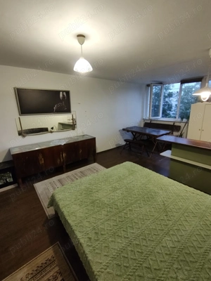 Ofer spre închiriere garsoniera - imagine 8