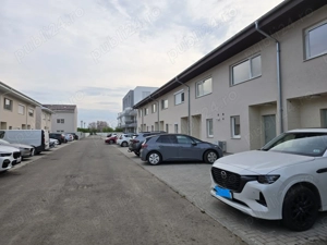 Casa, la pret de apartament!!! 3 camere + mansarda,2 locuri de parcare, curte!!!