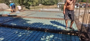 Muncitori în construcții  - imagine 2