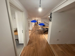 Spatiu  148mp pretabil pentru birou, la mansarda unui bloc Vivamus