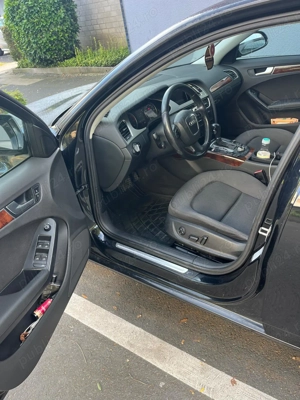 Audi a4 b8 2010, in stare foarte buna - imagine 2 Audi a4 b8 2010, in stare foarte buna - imagine 2
