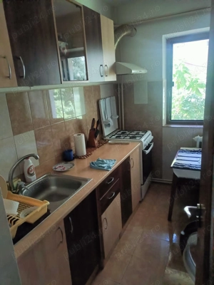 Apartament 2 camere Dacia, aproape de statia de tramvai - imagine 5