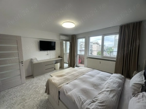 Apt 2 dormitoare + hol locuibil, dec, mobilat, 2 balcoane,bloc solid, centrala proprie apt, Cismigiu - imagine 2