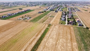 Teren Intravilan Rate Com Berceni | utilitati: curent gaz drum | #EG18